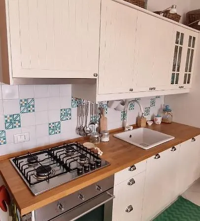 Holiday home Casavacanzacquazzurra Letojanni