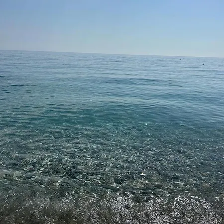 Casavacanzacquazzurra * Letojanni